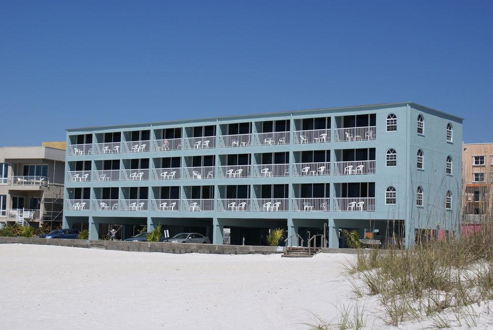 Barefoot Beach Club St. Pete Beach Exterior photo