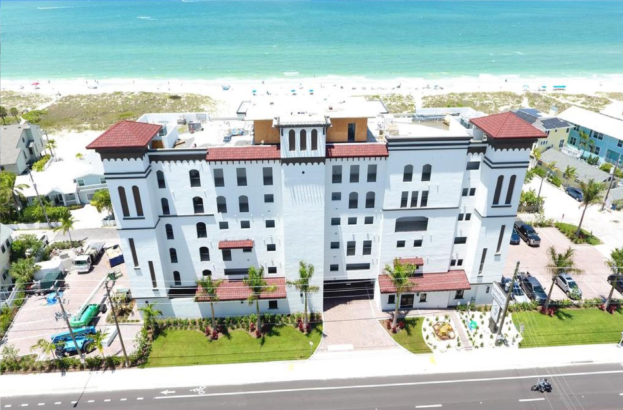 Barefoot Beach Club St. Pete Beach Exterior photo