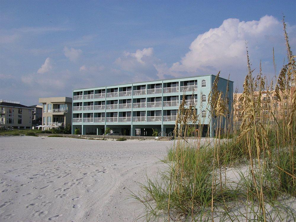 Barefoot Beach Club St. Pete Beach Exterior photo
