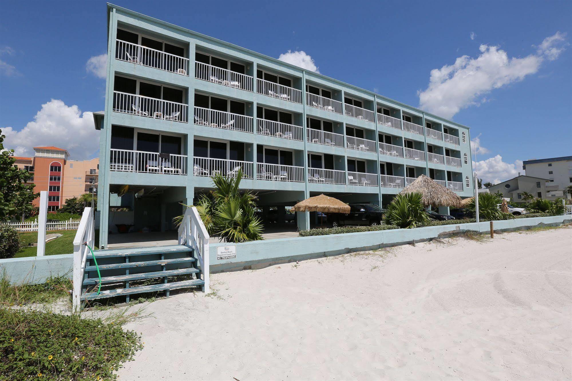 Barefoot Beach Club St. Pete Beach Exterior photo
